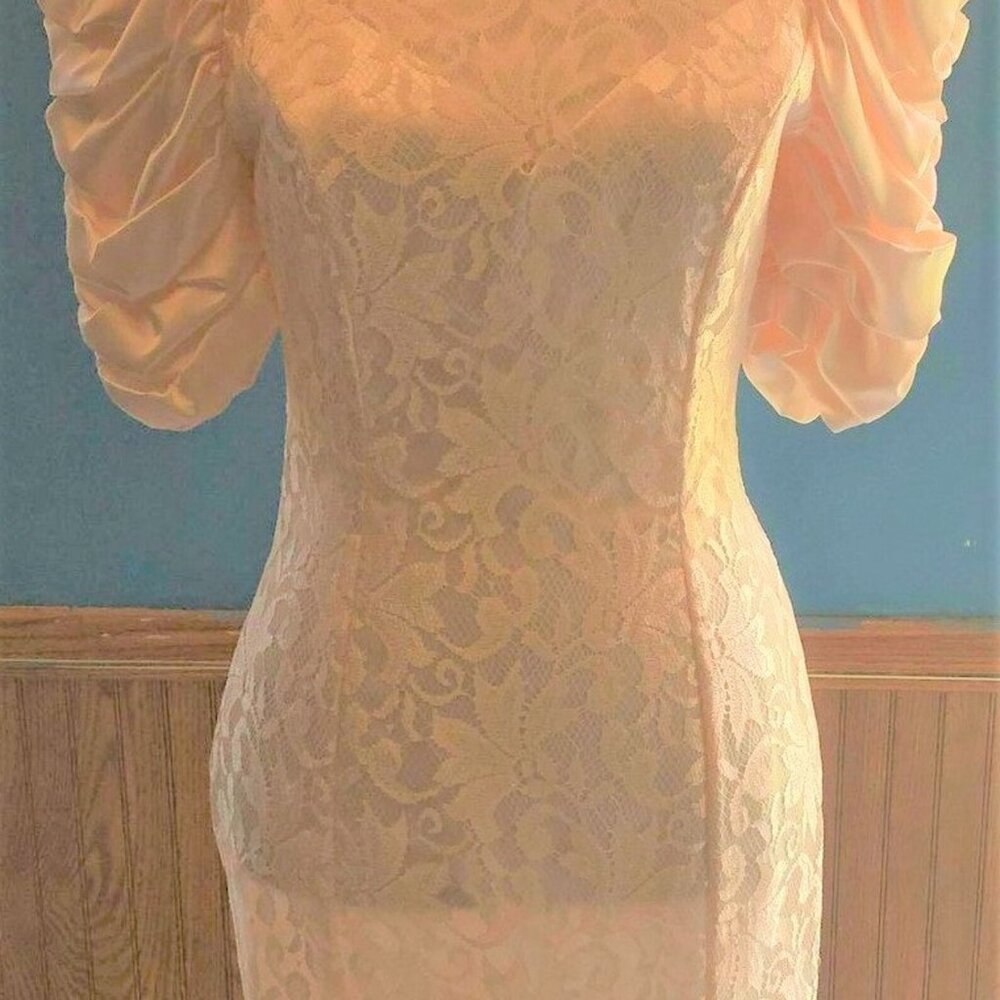Lace Bridal Midi Dress ~ A la Carte California ~ Peach Pink ~ 70's ~ size 8-10